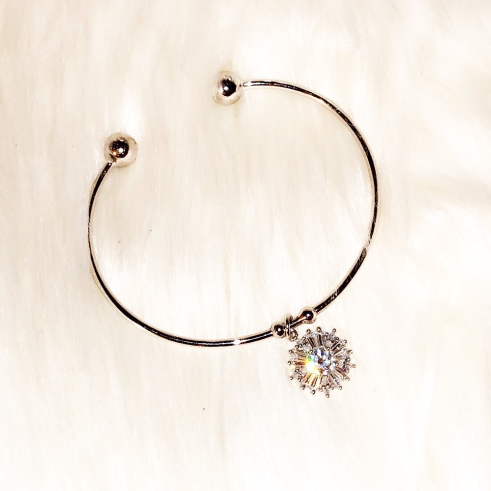 🆕CRYSTAL Charm Bracelet